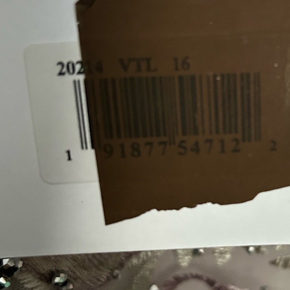 Mac Duggal 20214 NWT Long Sleeve Beaded Applique Gown - Picture 6 of 6